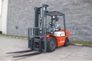 北京叉車公司叉車日常維護(hù)